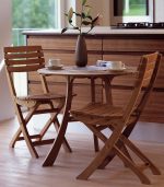 Classic wooden chair - 画像 (4)